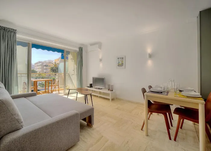 Apartment Upstays Croisette Terrace 48M Apartment Cannes